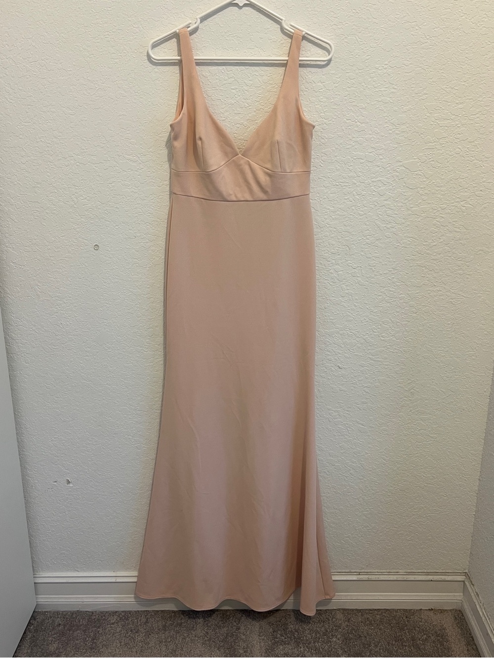 Betsy & Adam Soft Blush V-Neck Maxi Dress